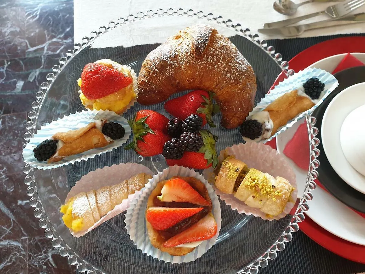 **** Bed & Breakfast B&B Baroni Bologna Italy
